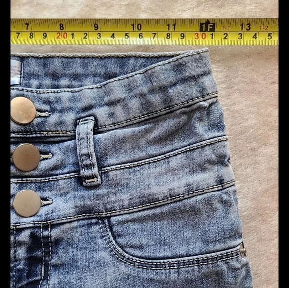 Acid  Wash Skinny High Rise jeans - Picture 4 of 8
